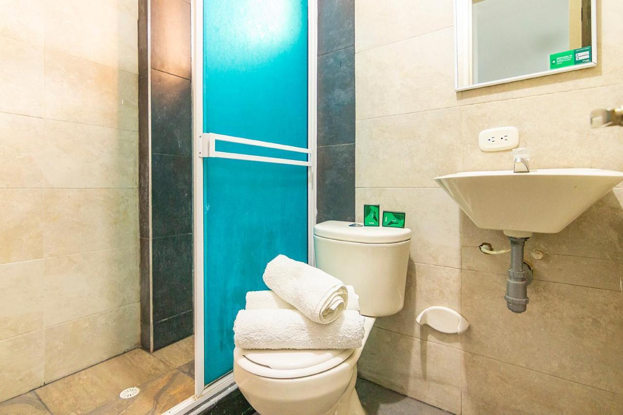 Ayenda 1611 Palm Bay Hotel Санта Марта Екстериор снимка
